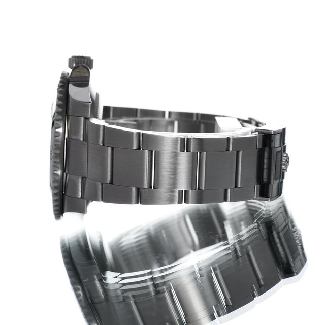 Rolex Submariner Hulk Image 2